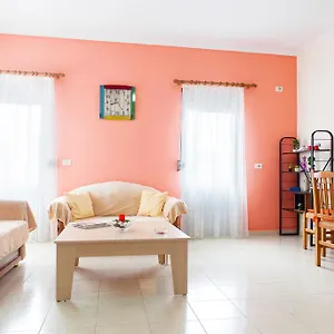 Work-friendly Apartments, Apartment Sarande